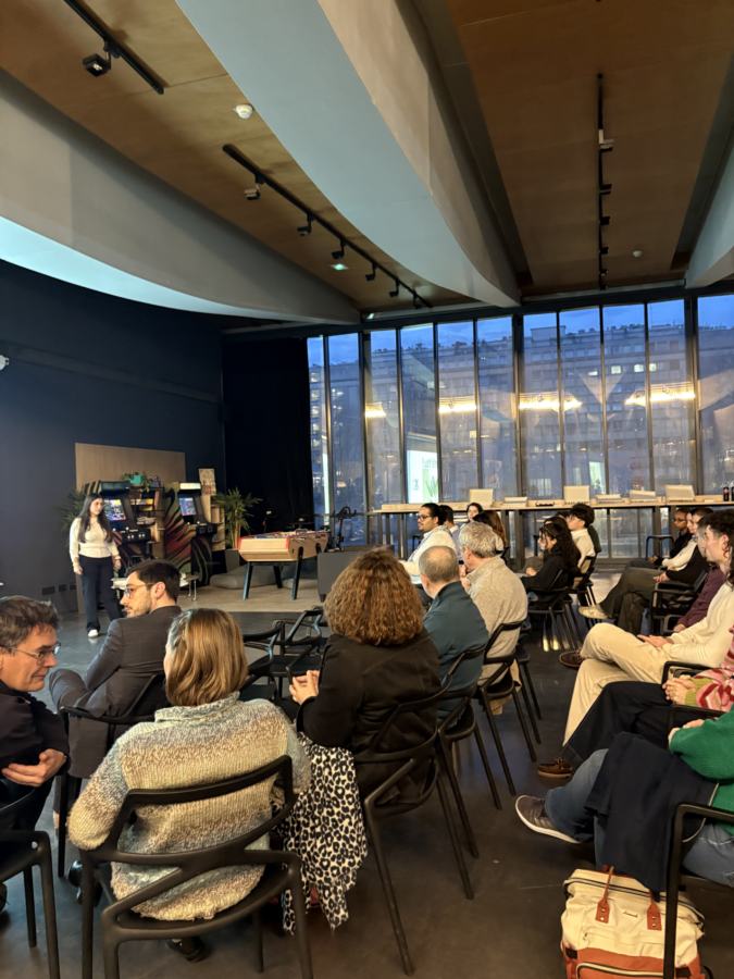 Public participant aux échanges scientifiques